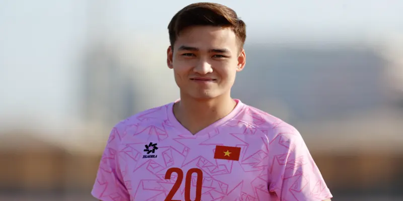 Thông tin chi tiết về sự nghiệp của Cầu thủ Bùi Hoàng Việt Anh